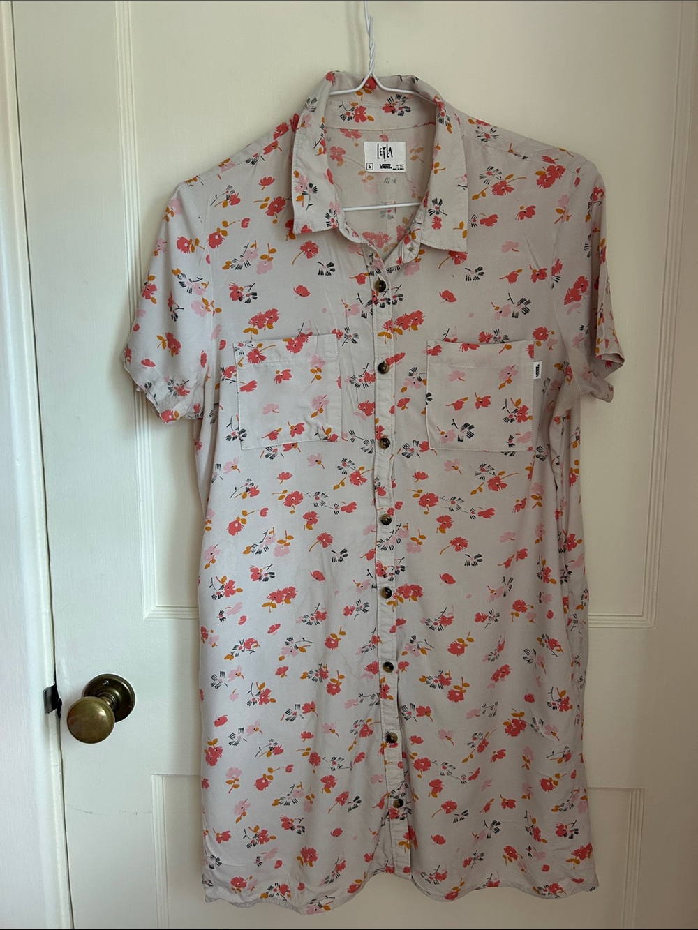 Vans Women’s Short Sleeve Button-Up Shirt Dress - Light Gray with Pink Floral
